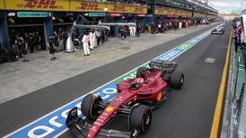 Mattia Binotto salió a defender a pilotos de Ferrari: "Venimos de temporadas difíciles"