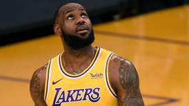 LeBron James estrenará refuerzo de lujo con los Lakers de Los Angeles