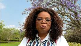 Oprah Winfrey confiesa que fue abusada por sus familiares cuando era niña y quedó embarazada a los 14 años